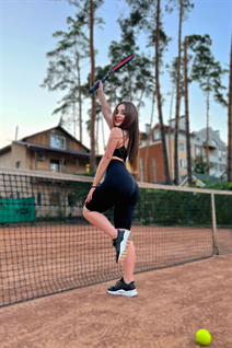 Lady from Ukraine ilona from san francisco with Light Brown hair age 26