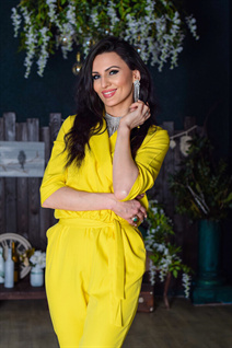 International beautiful girl anna from kharkov with Black hair age 35