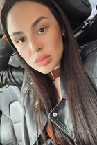 Rencontre une fille ukrainienne vita de kharkov avec Noirs cheveux, âge 24 photo-2