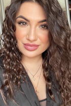 Single Ukrainian lady snezhana from lutsk with Black hair age 34 photo-8