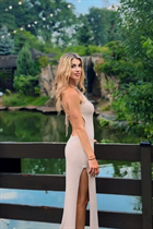 Bride from miami irina with Blonde hair age 39 photo-38