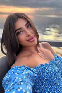 Beautiful ukrainian girl julia from kremenchug with Dark Brown hair age 28