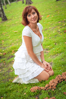 Gorgeous Ukrainian bride viktoria from kharkov with Dark Brown hair age 62