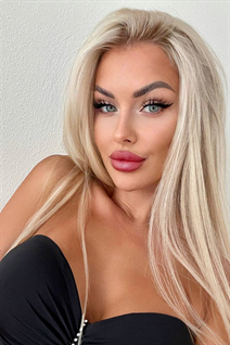 Ukranian bride lyudmila from kharkov with Blonde hair age 39