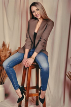 Meet Ukrainian girl inna from vancouver with Light Brown hair age 33 photo-16