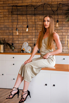 Ukrainian woman online svitlana from ternopol with Light Brown hair age 37 photo-4