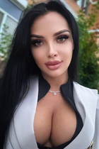 Mariée de london yulia avec Noirs cheveux, âge 29 photo-4