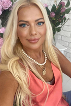 Dating a ukrainian girl tania from kiev, seattle with Blonde hair age 45 photo-2