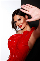 Perfect woman julia from los angeles with Black hair age 34 photo-12