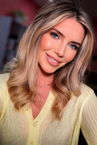 Beautiful ukrainian girl oksana from lviv with Blonde hair age 36 photo-1