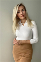 warsaw bride yuliua with Blonde hair age 47 photo-5