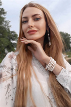 paris bride ruslana with Blonde hair age 43 photo-7