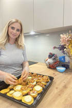 Dating ukrainian girl victoria from novoukrainka with Blonde hair age 45 photo-72