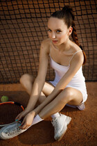 Belle femme ukrainienne dasha de kiev avec Noirs cheveux, âge 25 photo-6