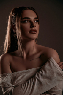 Novia de lodz xenia con pelo Rubio y edad 26