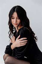 Ukrainian bride julia from kiev with Black hair age 26 photo-4