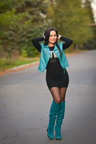 Wife from Ukraine marta from krivoy rog with Black hair age 41 photo-18