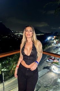 Brazilian single woman tiffany from sao paulo with Blonde hair 26 years old