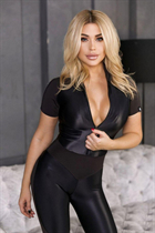 Ukrainian girl valeriya from kiev with Blonde hair age 47 photo-9