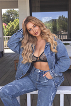 Belles femme ukrainienne elizabeth de kyiv aux cheveux Blond, age 35 photo-1