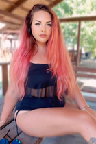 Single Ukrainian lady anna from nikolaev with Blonde hair age 33 photo-1