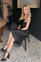 Beautiful woman of Ukraine kristina from kiev with Blonde hair age 27 photo-2