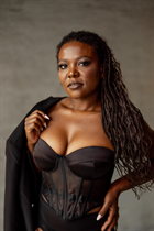 Beauté ukrainienne doris de lviv avec Noirs cheveux, âge 30 photo-11