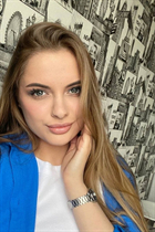 Pretty girl nadia from miami with Light Brown hair age 23 photo-24