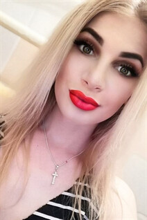Chat with russian girl valentina from shargorod with Blonde hair age 24