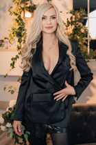 Beautiful german girl larisa from roeslau with Blonde hair 59 years old photo-1