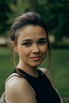 Ukrainian lady maria from london with Dark Brown hair age 32 photo-5