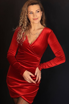 budapest bride irina with Light Brown hair age 46 photo-3