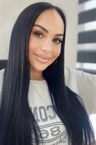 Beautiful women from ukraine oksana from seattle with Black hair age 45 photo-4