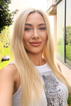 Jolie femme ukrainienne alla de odesa avec Blond cheveux, âge 48