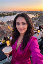 Pretty girl lydmila from bordeaux with Dark Brown hair age 48 photo-15