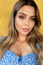 Novia de vienna svetlana con pelo Rubio y edad 24 photo-4