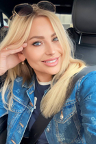 Bride from vienna olena with Blonde hair age 50 photo-20