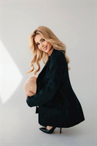 Beautiful woman of Ukraine kristina from kiev with Blonde hair age 27 photo-3