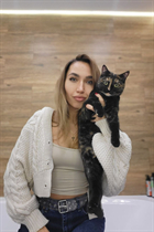 Ukrainian beauty alena from kyiv with Light Brown hair age 38 photo-6