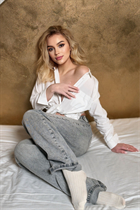 Girl from marseille katerina with Blonde hair age 22 photo-14