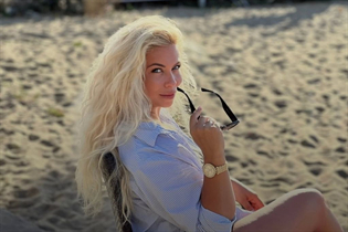 Ukrainian bride julia from vinnytsia with Blonde hair age 39 photo-14