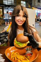 Esposa ucraniana julia de lviv con pelo Marrón oscuro y edad 37 photo-15