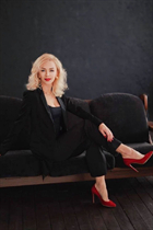 Femme parfaite lidiia de varna avec Blond cheveux, âge 44 photo-13