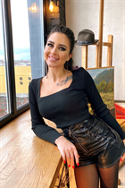 Ukrainian wife marianna from nikolaev with Dark Brown hair age 37 photo-13