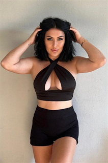 Single ukrainian girl snizhana from kyiv with Black hair age 35