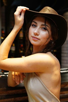 Mariée ukrainienne victoria de kiev avec Brunette cheveux, âge 28 photo-9