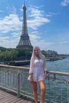 Mariée de paris elena avec Blond cheveux, âge 34 photo-52