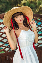 Moldovan woman diana from ribnitsa with Dark Brown hair age 33 photo-9