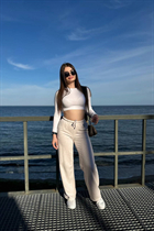 Dating a romanian woman maria from constanta with Light Brown hair 20 years old photo-13