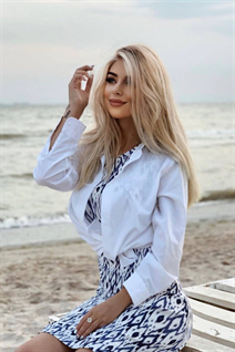 Fille de vesola anastasia aux cheveux Brunette, age 29
